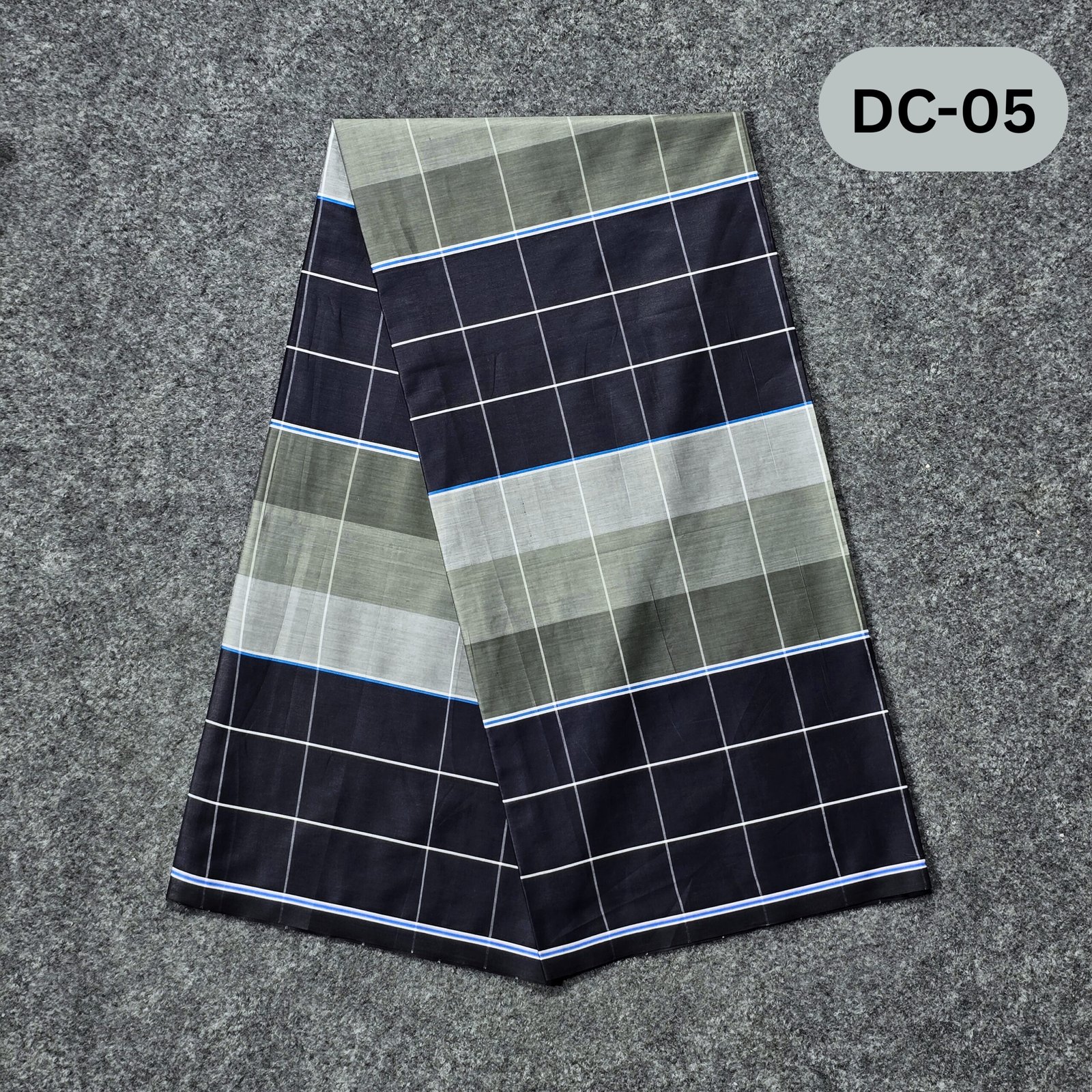 DC-05 5.5 Hand Soft Cotton Deep Check Lungi DC-05 - Image 1