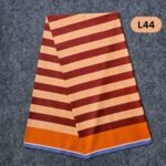 5.5 Hand Soft Cotton Plain Check Lungi L44