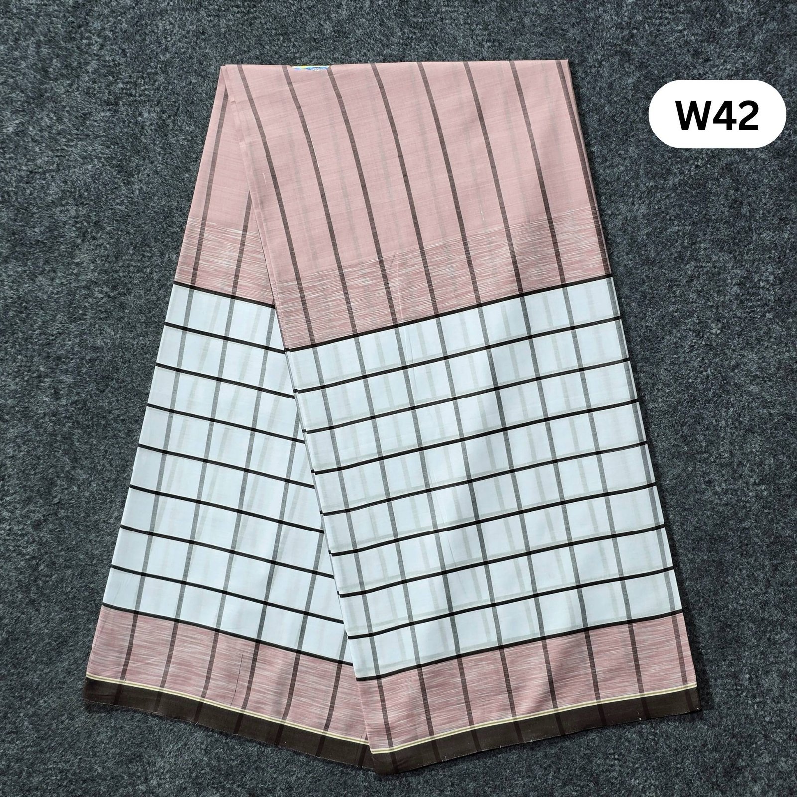 W42 5.5 Hand Soft Cotton White Lungi W42 - Image 1