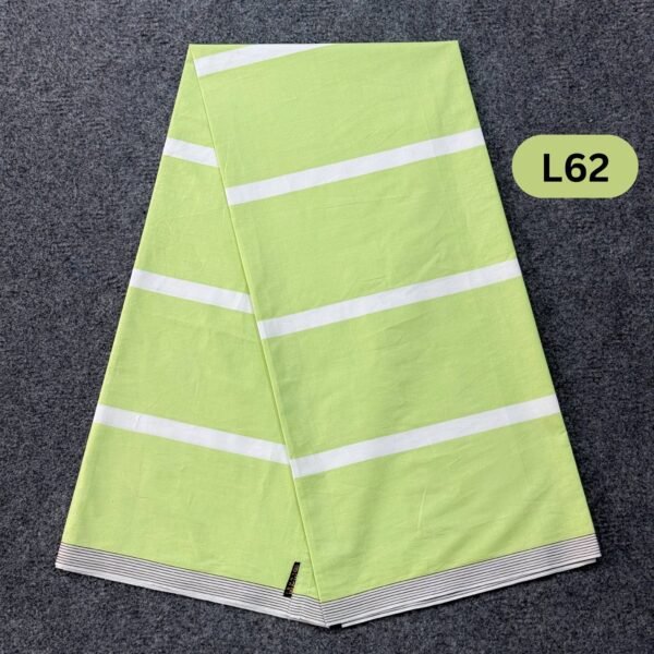 5.5 Hand Soft Cotton Plain Check Lungi L62